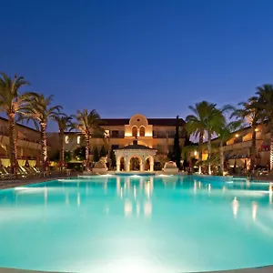 napa-plaza.hotelsatayianapa.com/